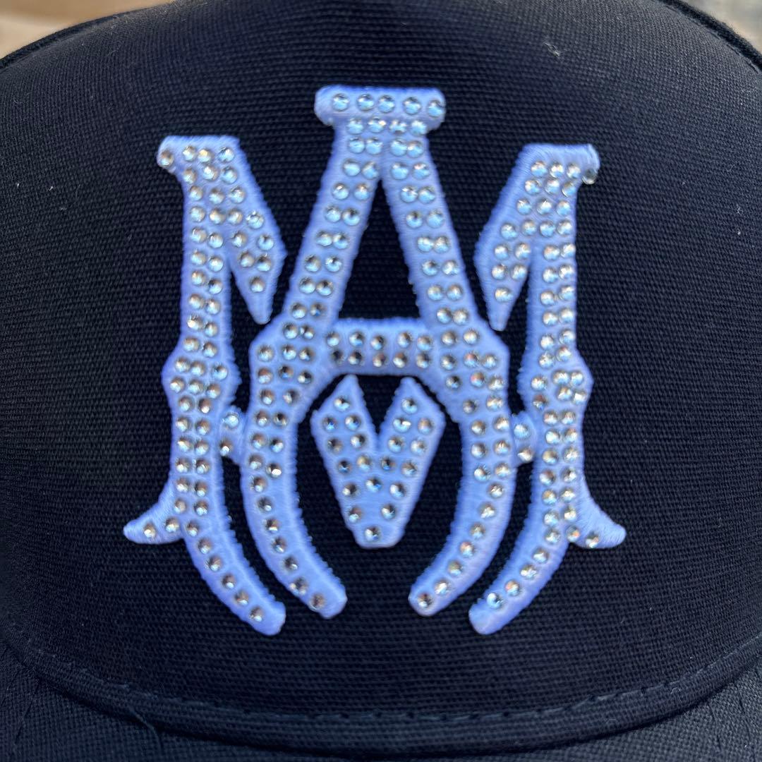 AMIRI ブラックキャップ ストーン付き