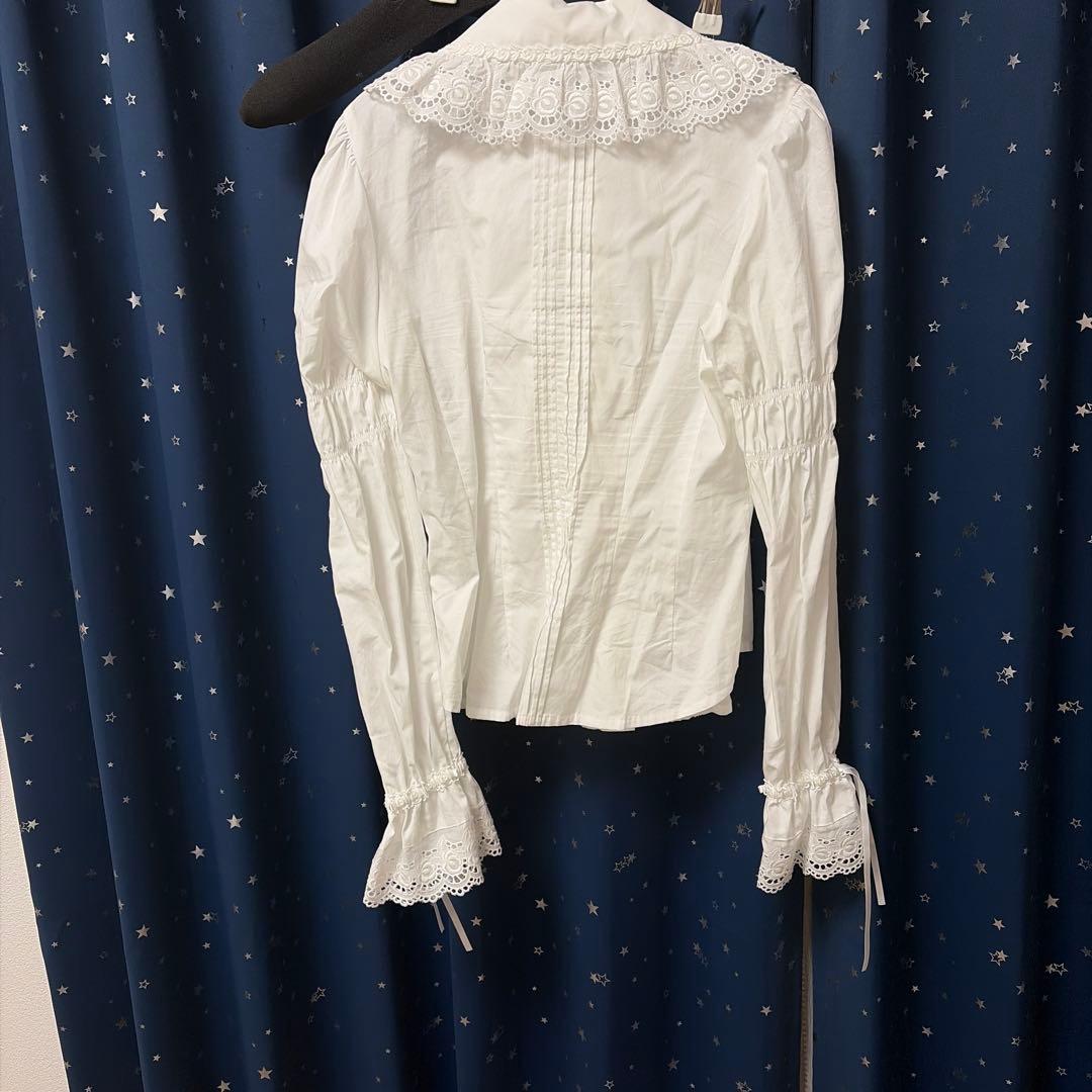 後ろピンタックブラウス　オフ白