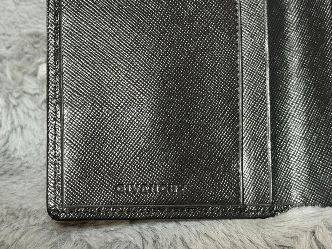 ✴︎GIVENCHYジバンシー✴︎未使用 メンズ 長財布 ブラック