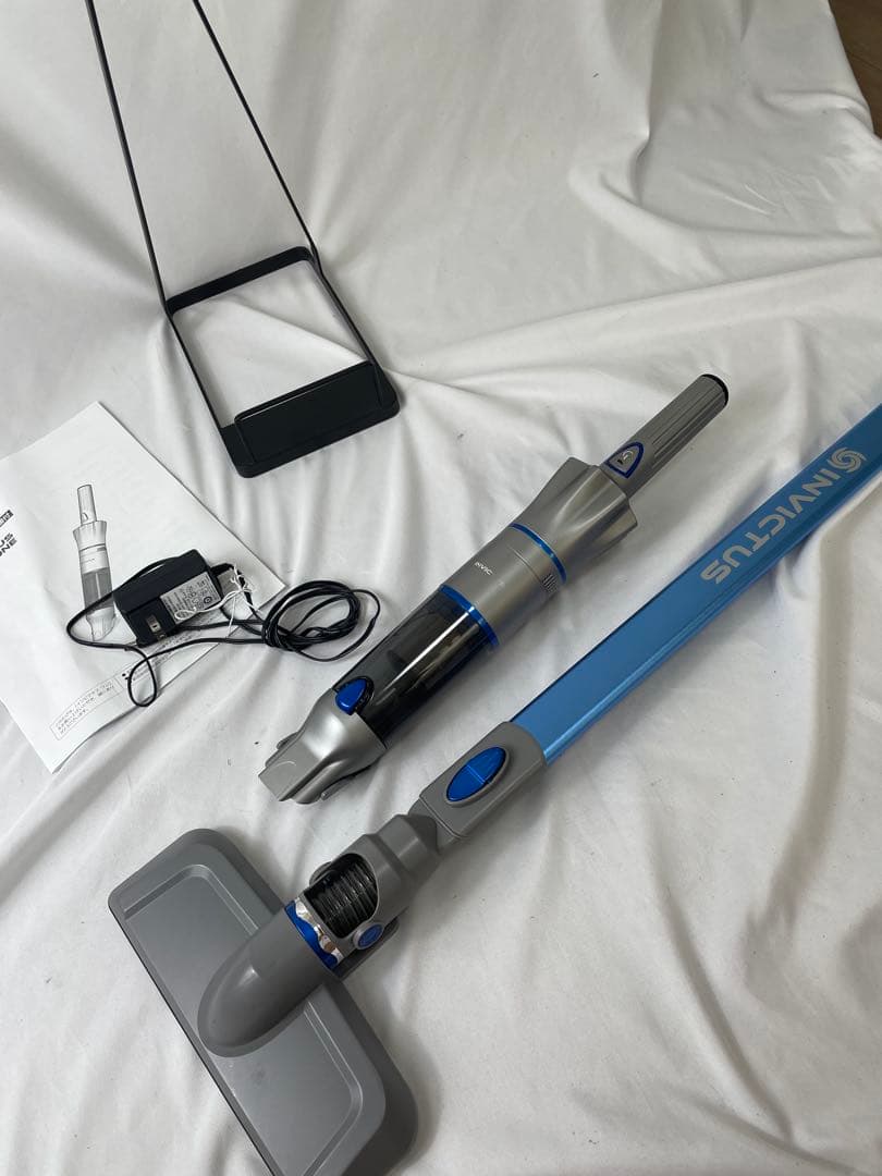 INVICTUSONE インビクタスワン　コードレス掃除機 2024年製