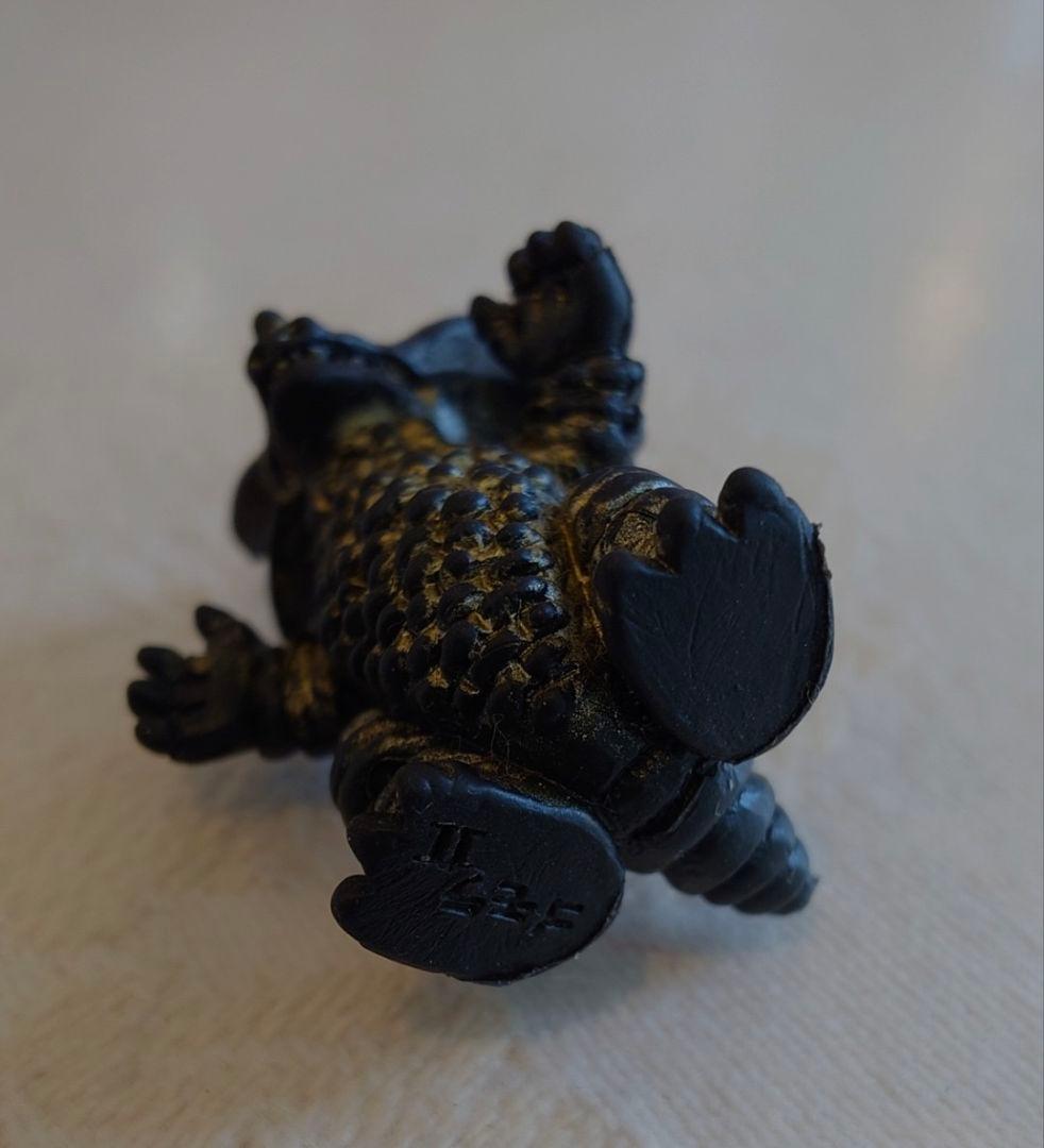 ウルトラマン　怪獣　消しゴム　ゴモラII　黒色　スプレー　美品　レア