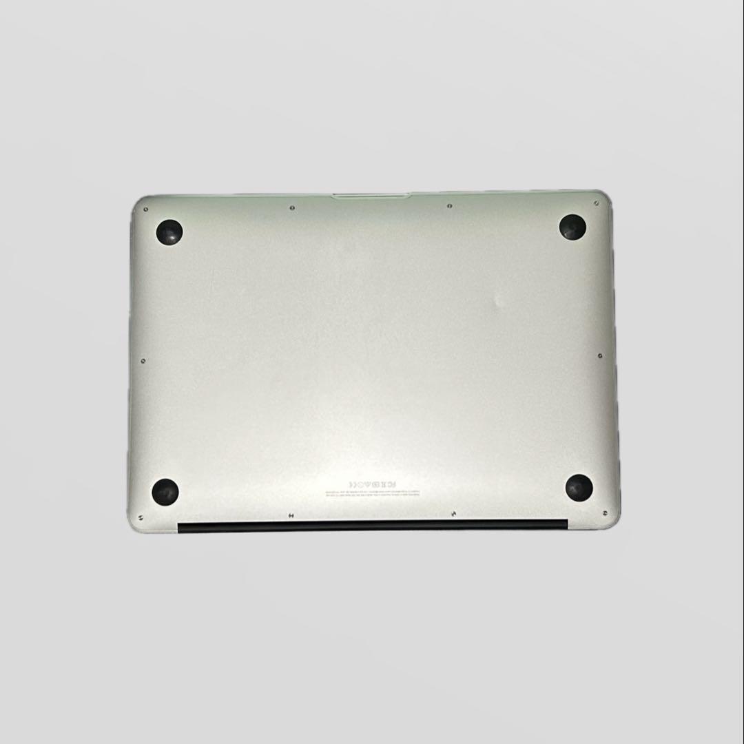 MacBook本体 MacBook Air (2015) Core i7/8GB RAM/256GB