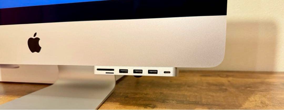 iMac 2019 Retina 4K 21.5インチ【USBハブおまけ】