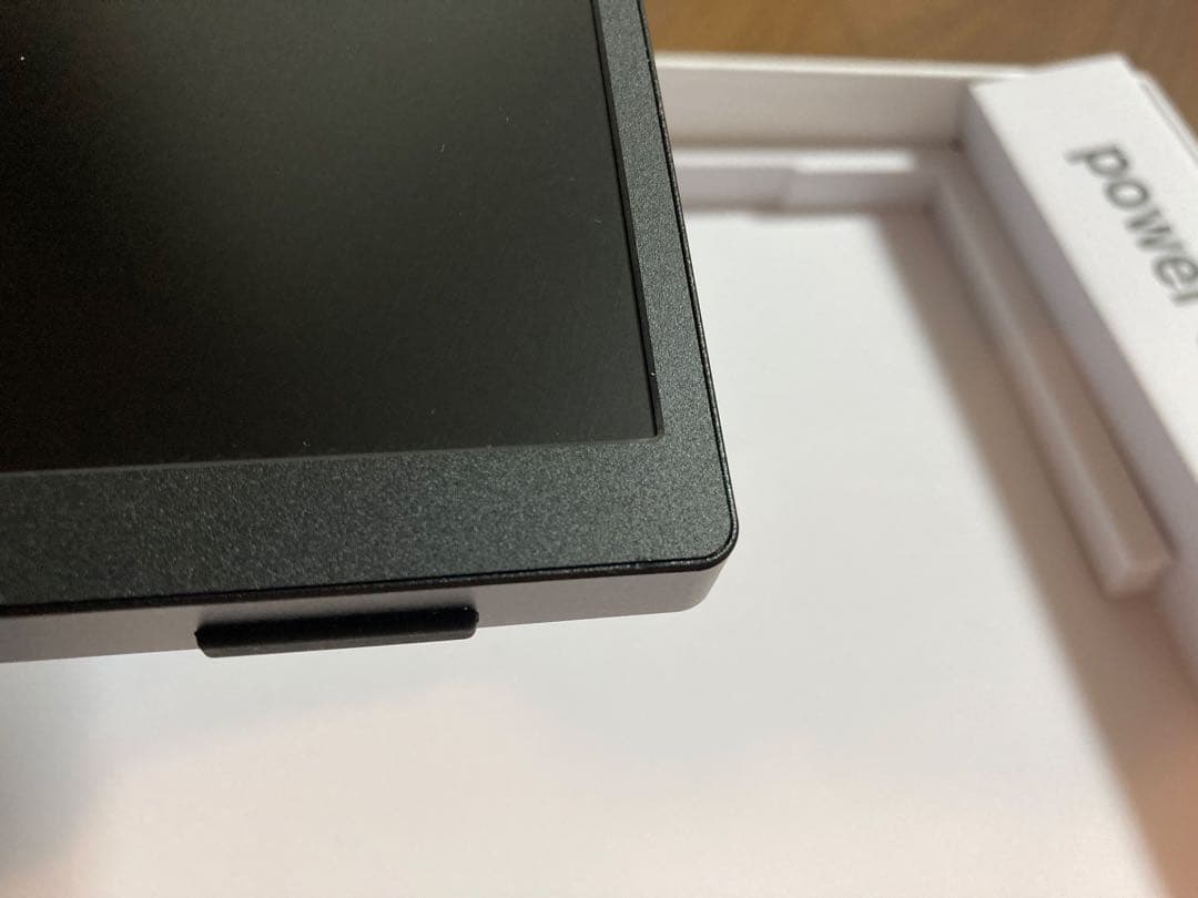 ポータブル モバイル モニター 18.5インチ 美品