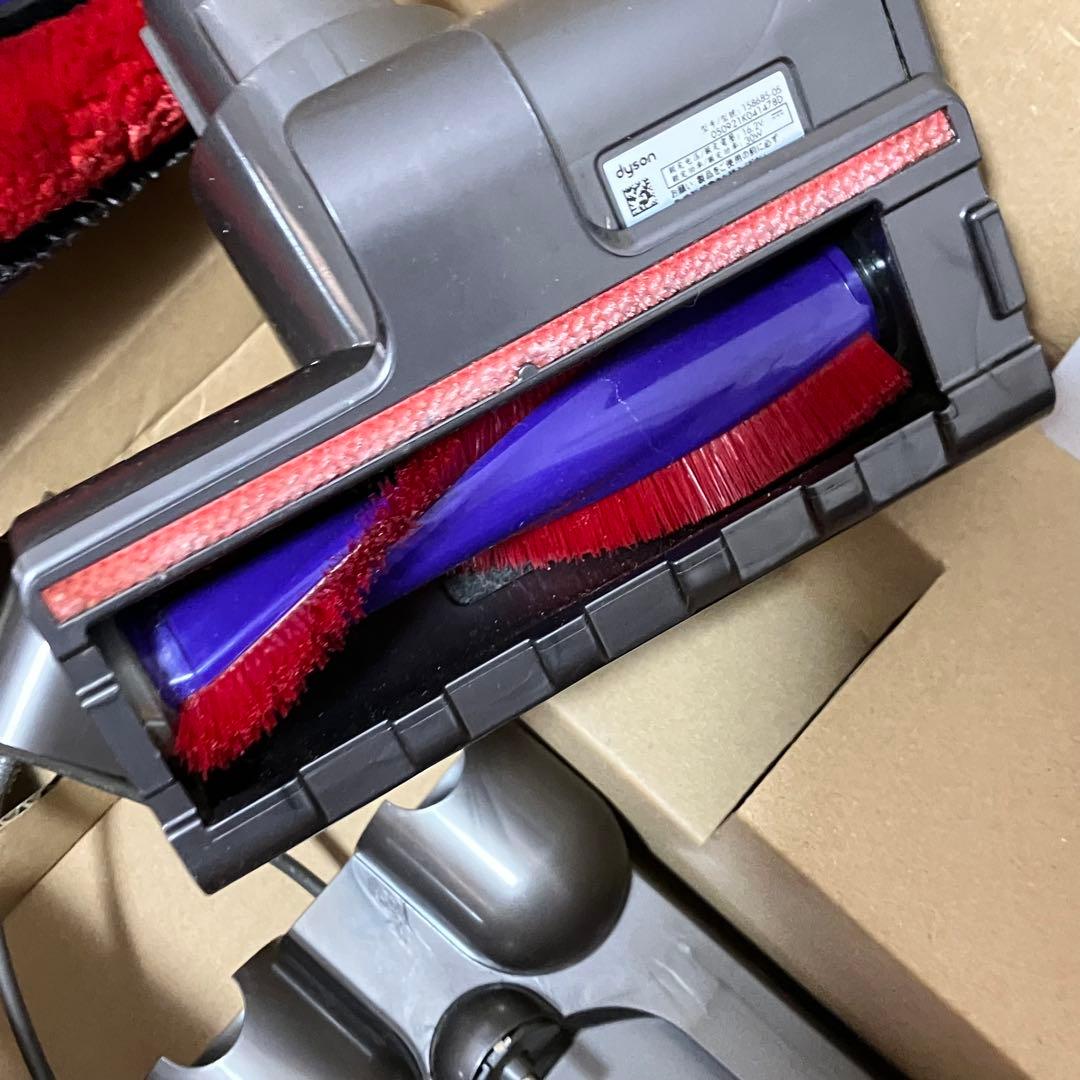 Dyson V10 スティッククリーナー 本体　アタッチメント　ダイソン
