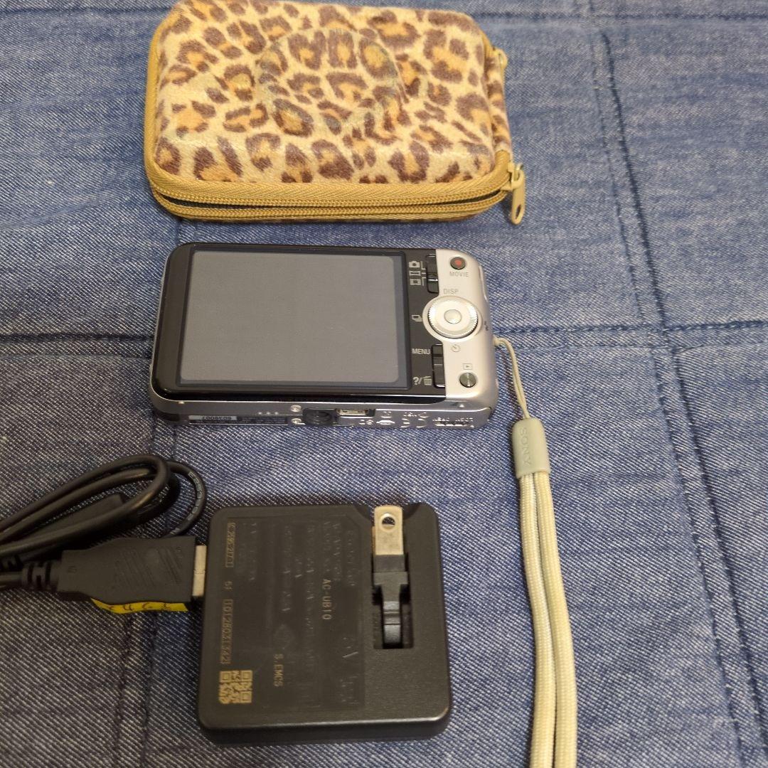 美品☆SONY Cyber-shot 16.2MP デジタルカメラ 本体