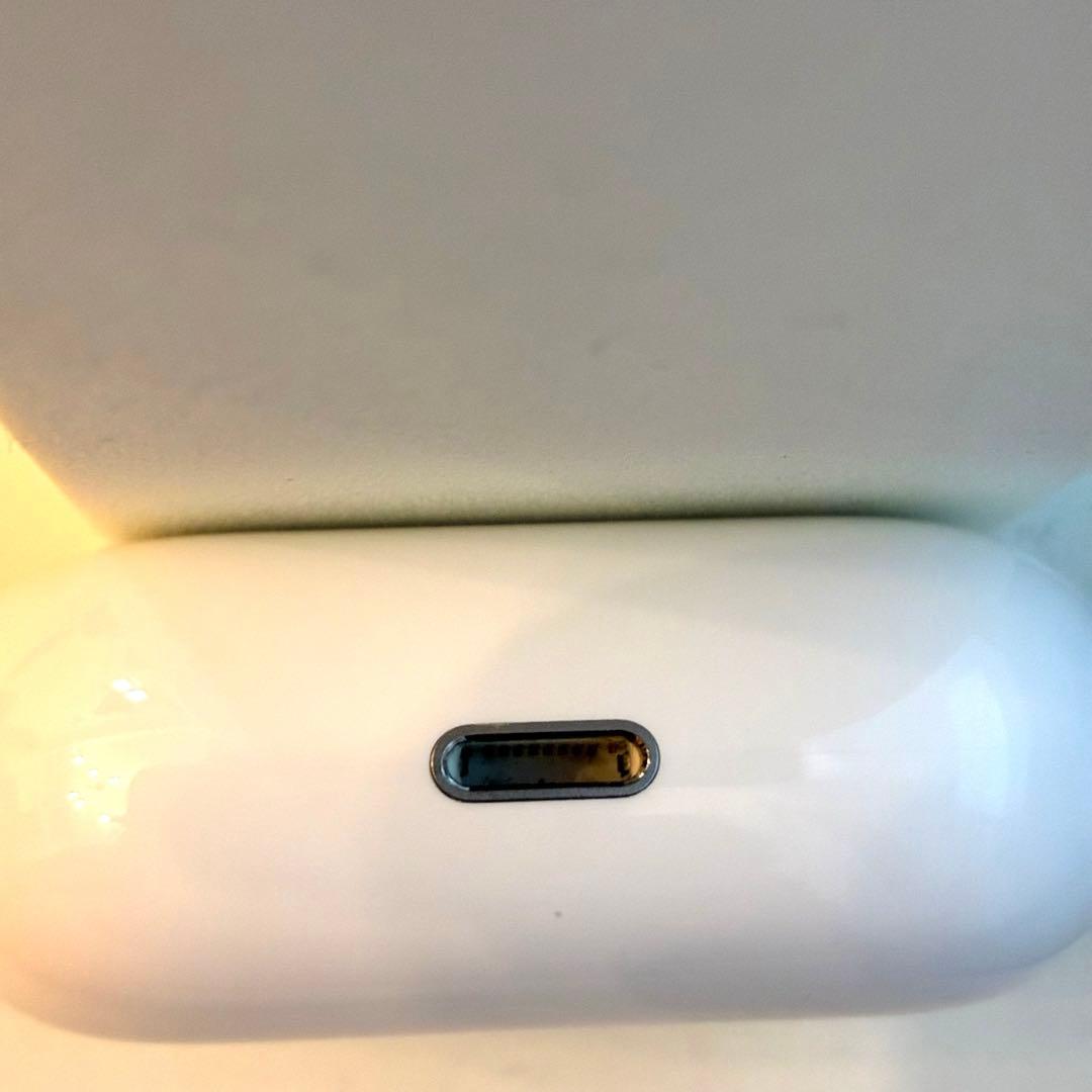 極美品 AirPods（第３世代）