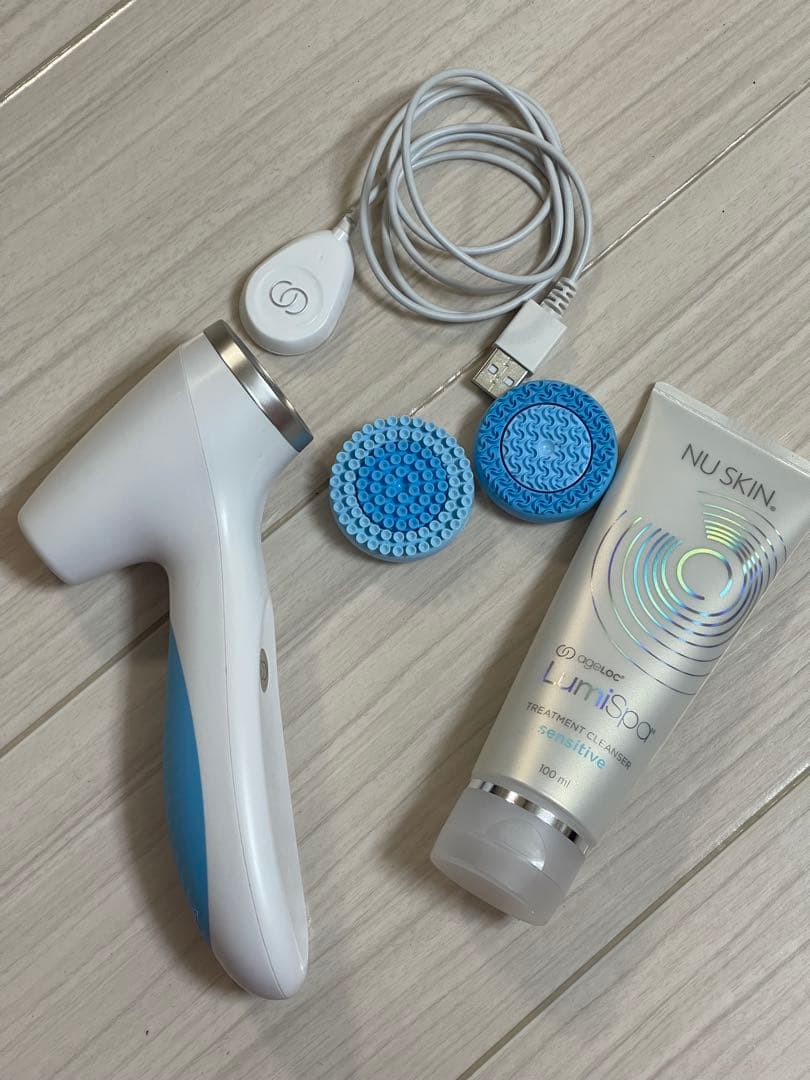LumiSpa iO 美顔器　ルミスパ　ニュースキン