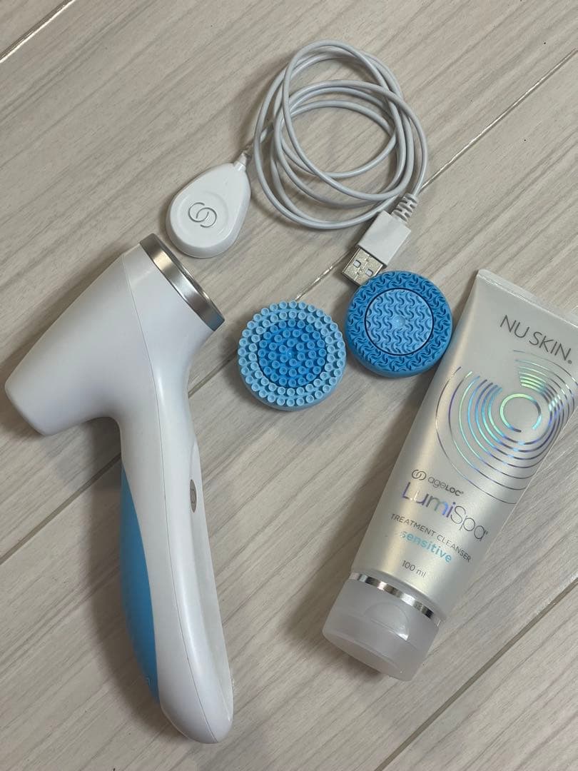 LumiSpa iO 美顔器　ルミスパ　ニュースキン
