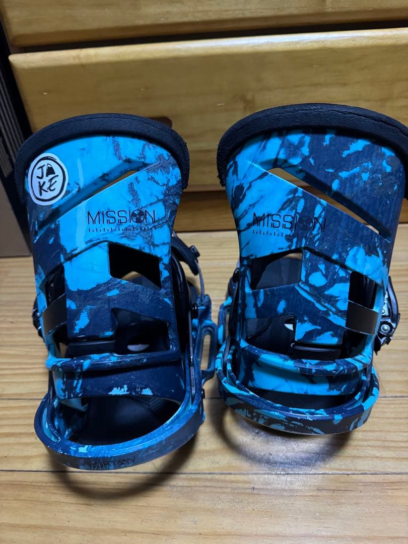 【美品】BURTON MISSION EST 2016-2017 Mサイズ