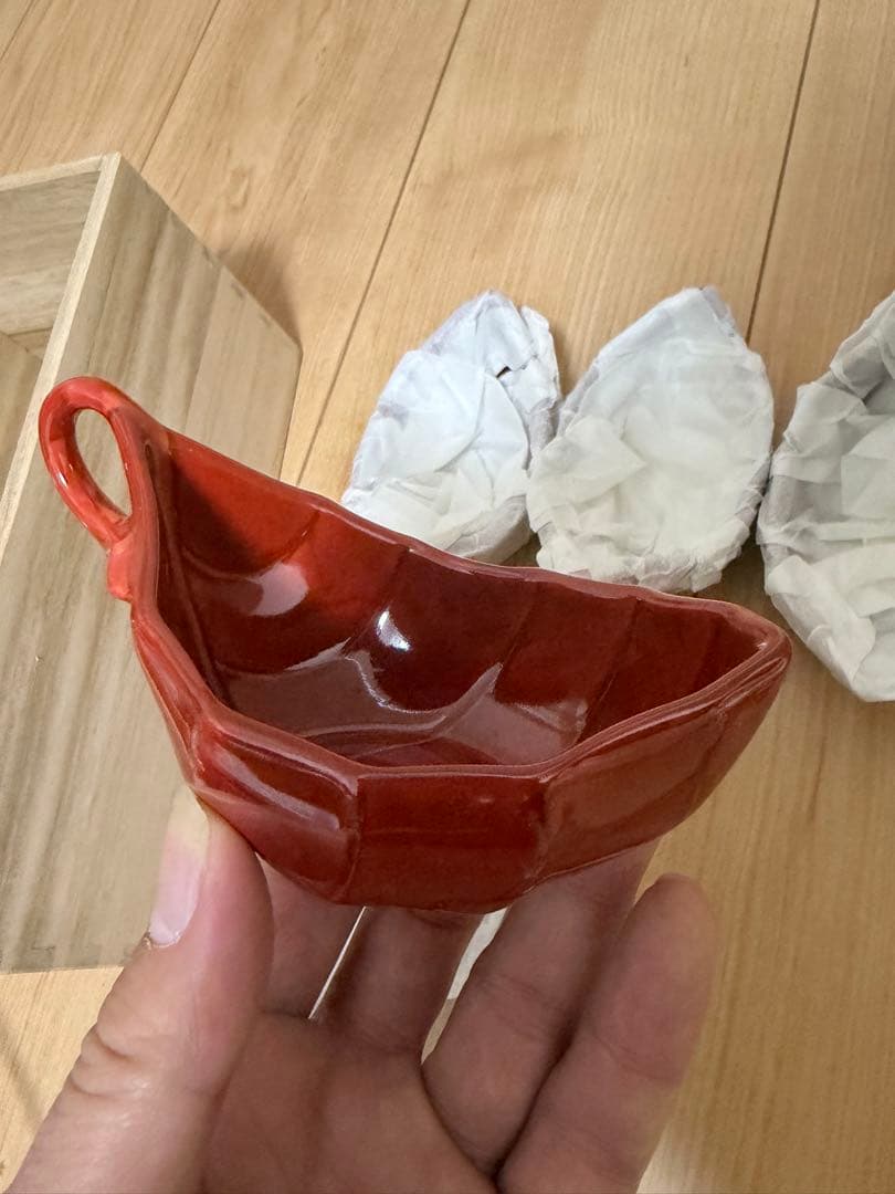 日本の銘窯　源右衛門作　蓋物