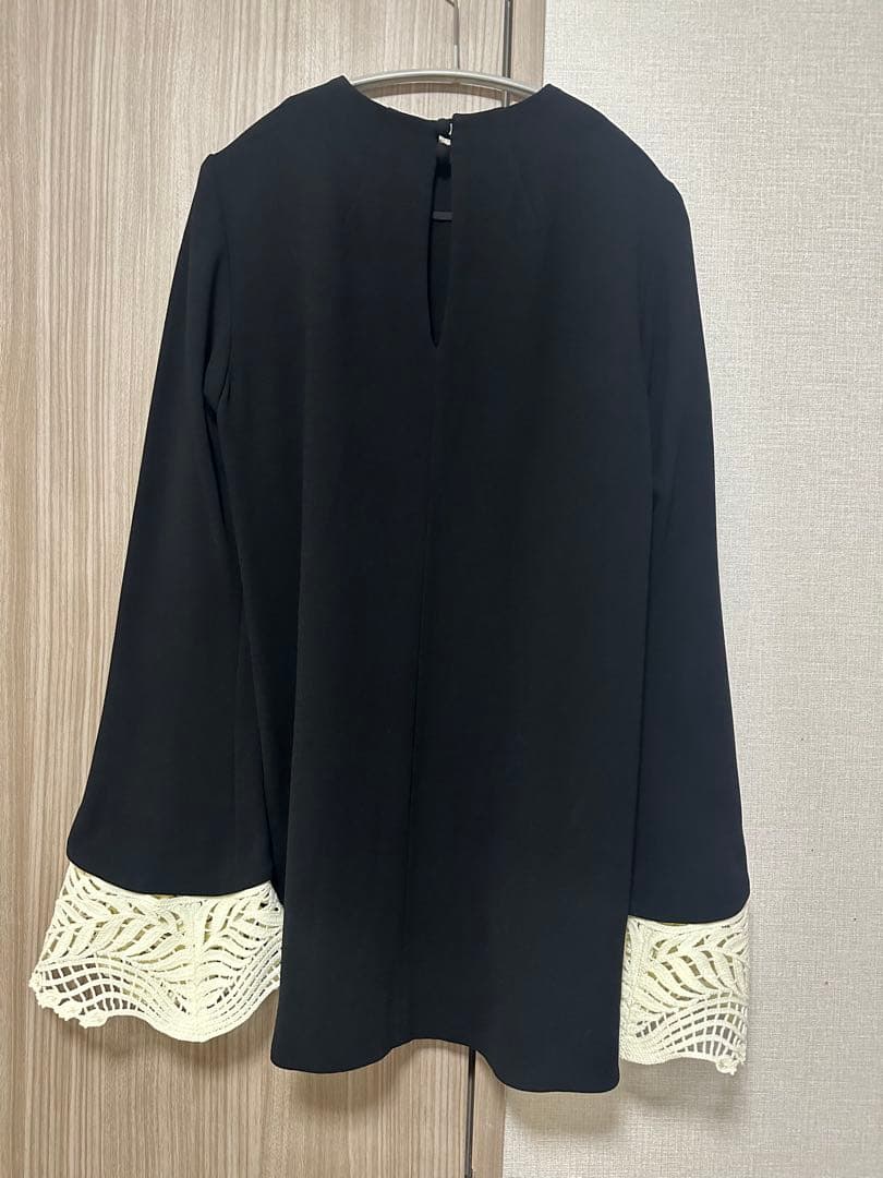 最終　mamekurogouchi Embroidered Cuffs Top