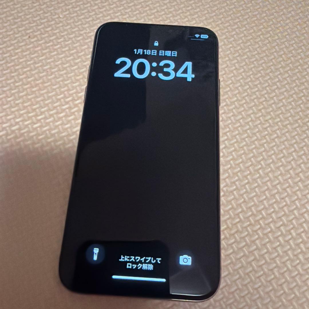 おまめApple iPhone Xs 256GB ゴールド