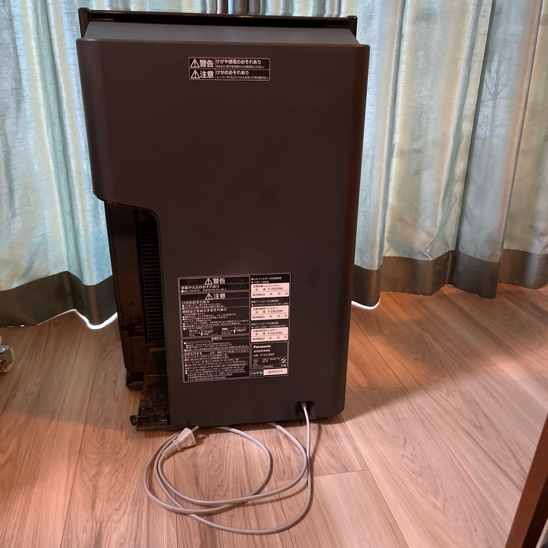 Panasonic パナソニック　加湿空気清浄機　F-VC70XPナノイー