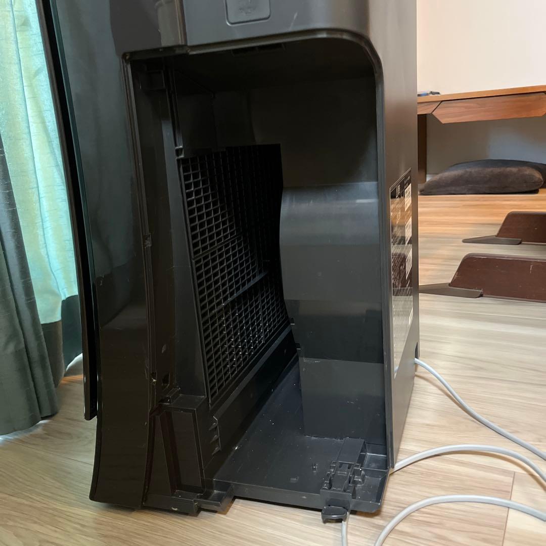 Panasonic パナソニック　加湿空気清浄機　F-VC70XPナノイー