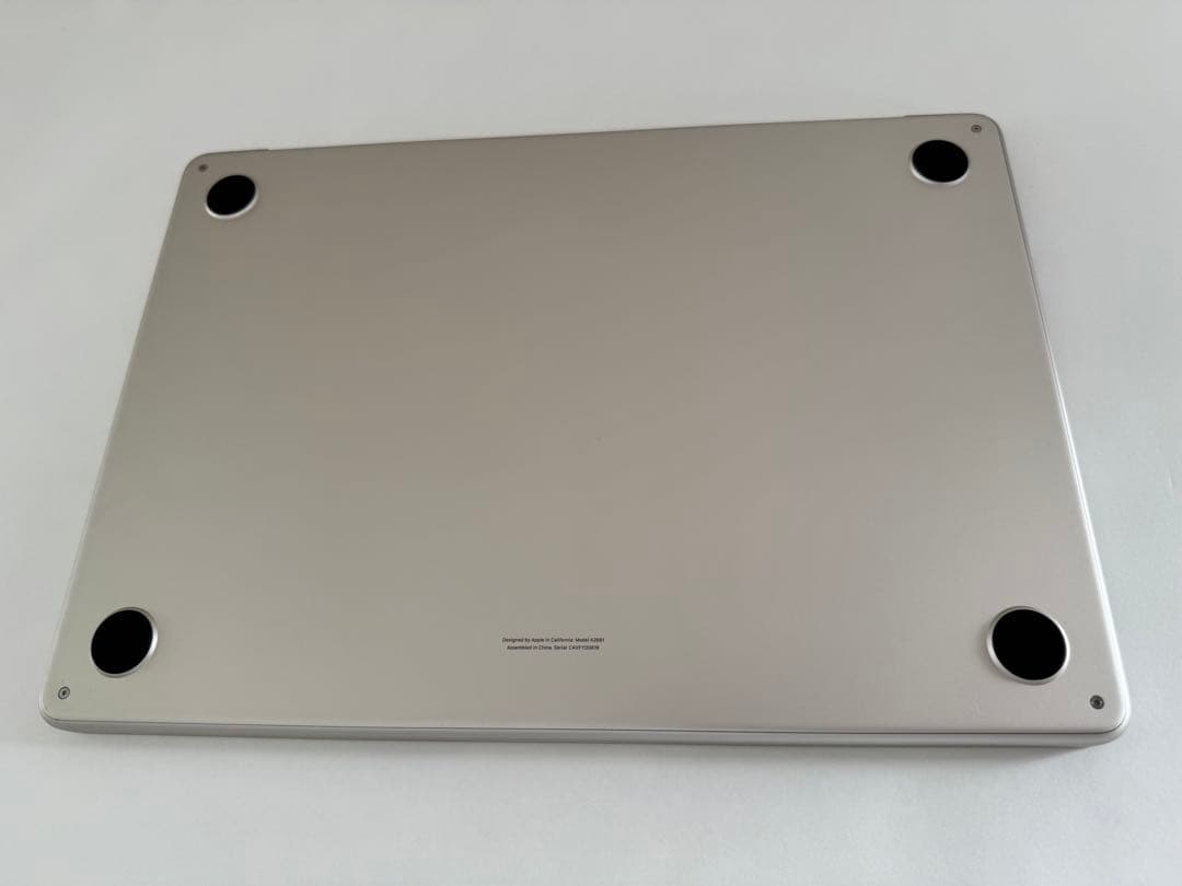 美品　MacBook Air M2 16GB 512GB 13.6インチ