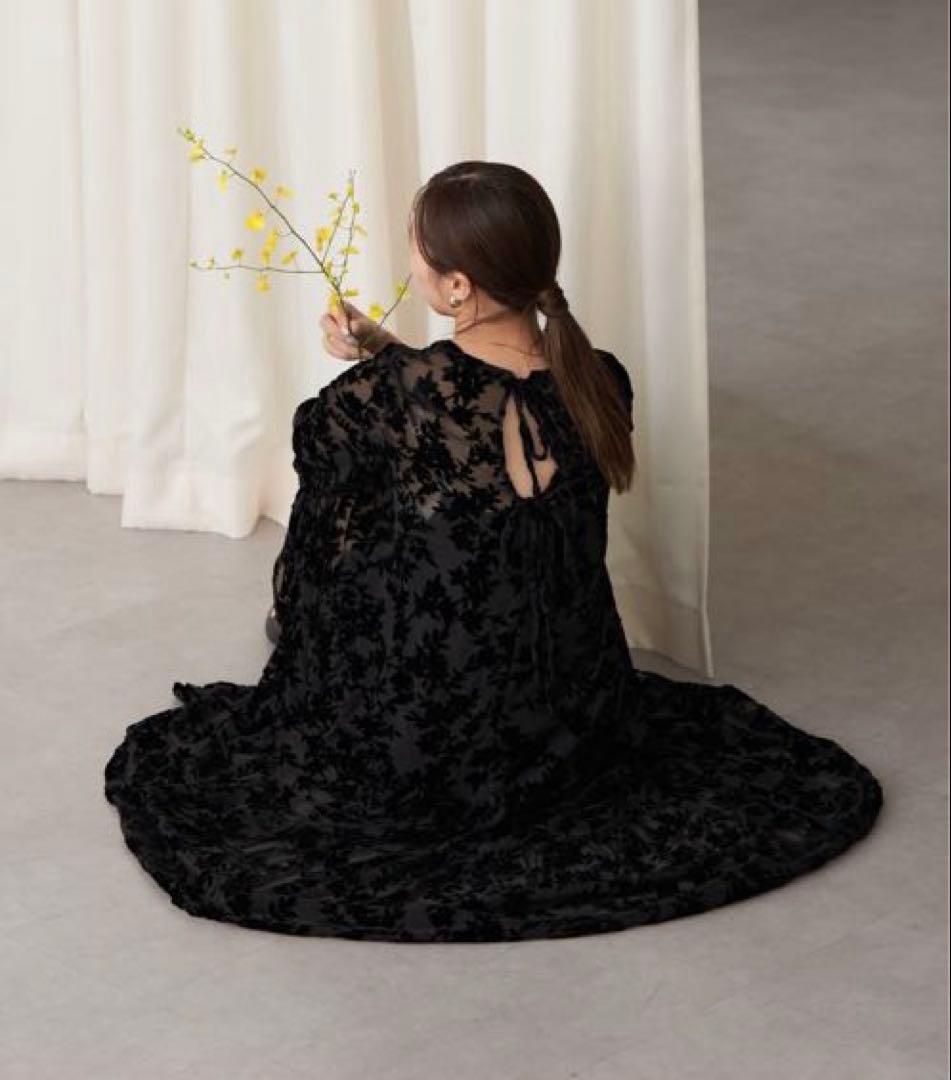 ＊週末値下中＊【チャオパニック】前後2WAY ベロアフラワーティアードワンピース