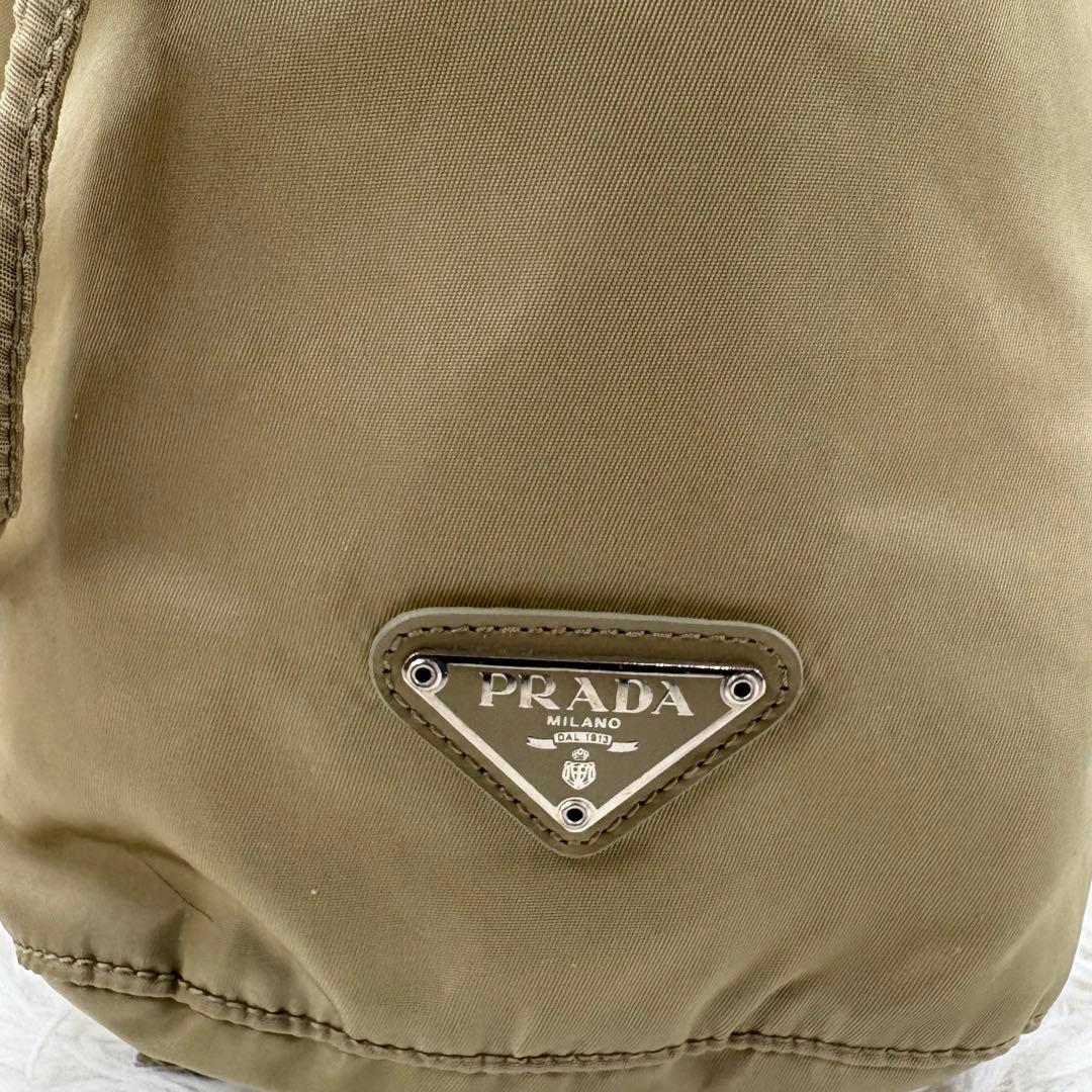 PRADA テスートナイロン 巾着バッグ アクセサリーポーチ カーキ 三角ロゴ
