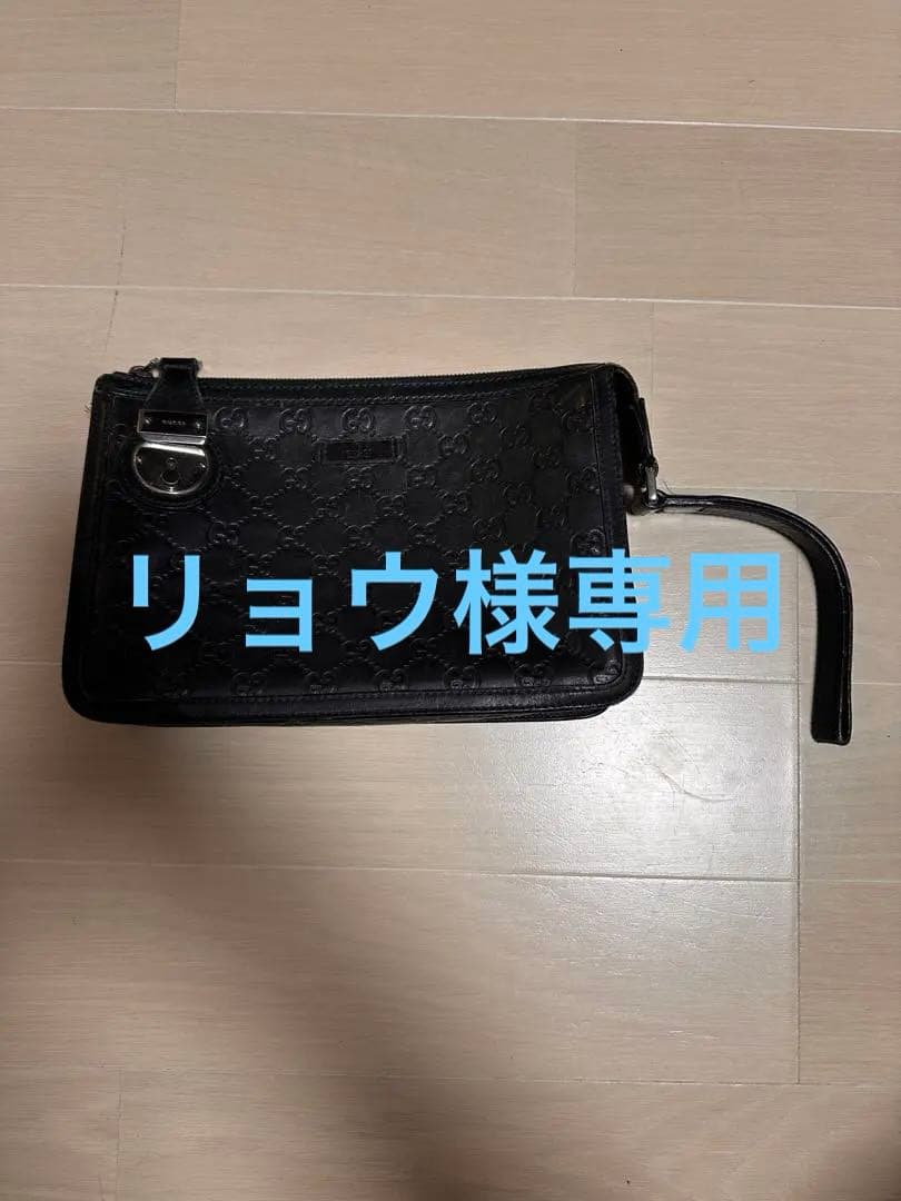 ブラックレザー クラッチバッグ　グッチ
