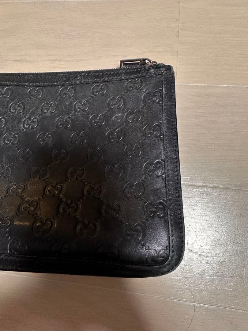 ブラックレザー クラッチバッグ　グッチ