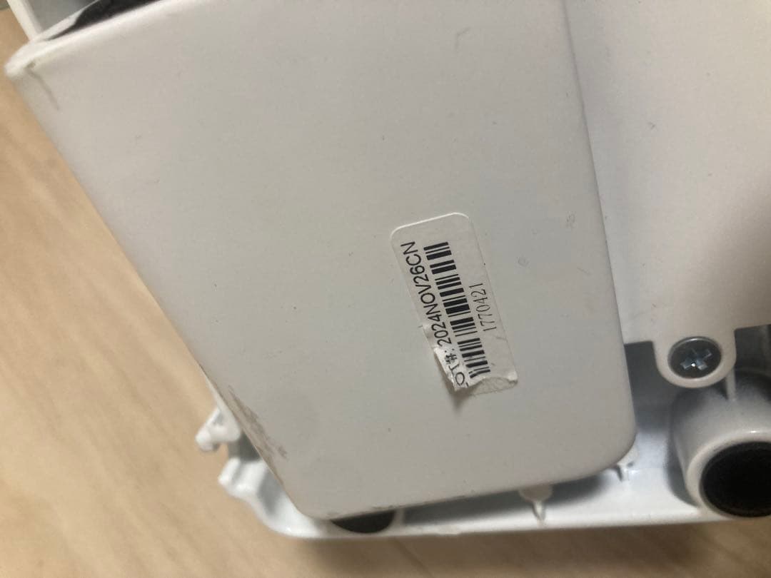 m*m様 Pixio デュアルモニターアーム ホワイトゲーミングモニター