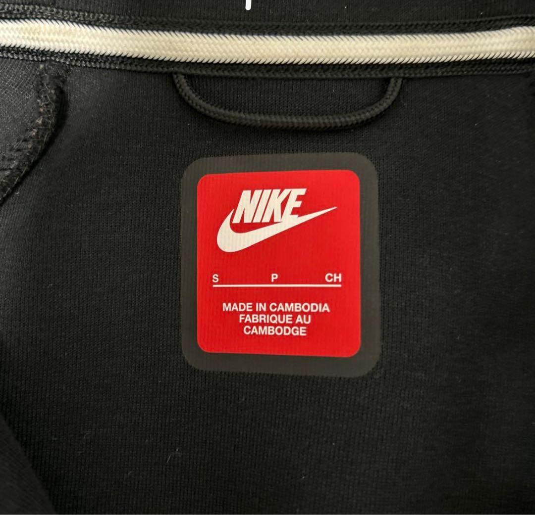 NIKE テックフリース　パーカー　黒　廃盤モデル