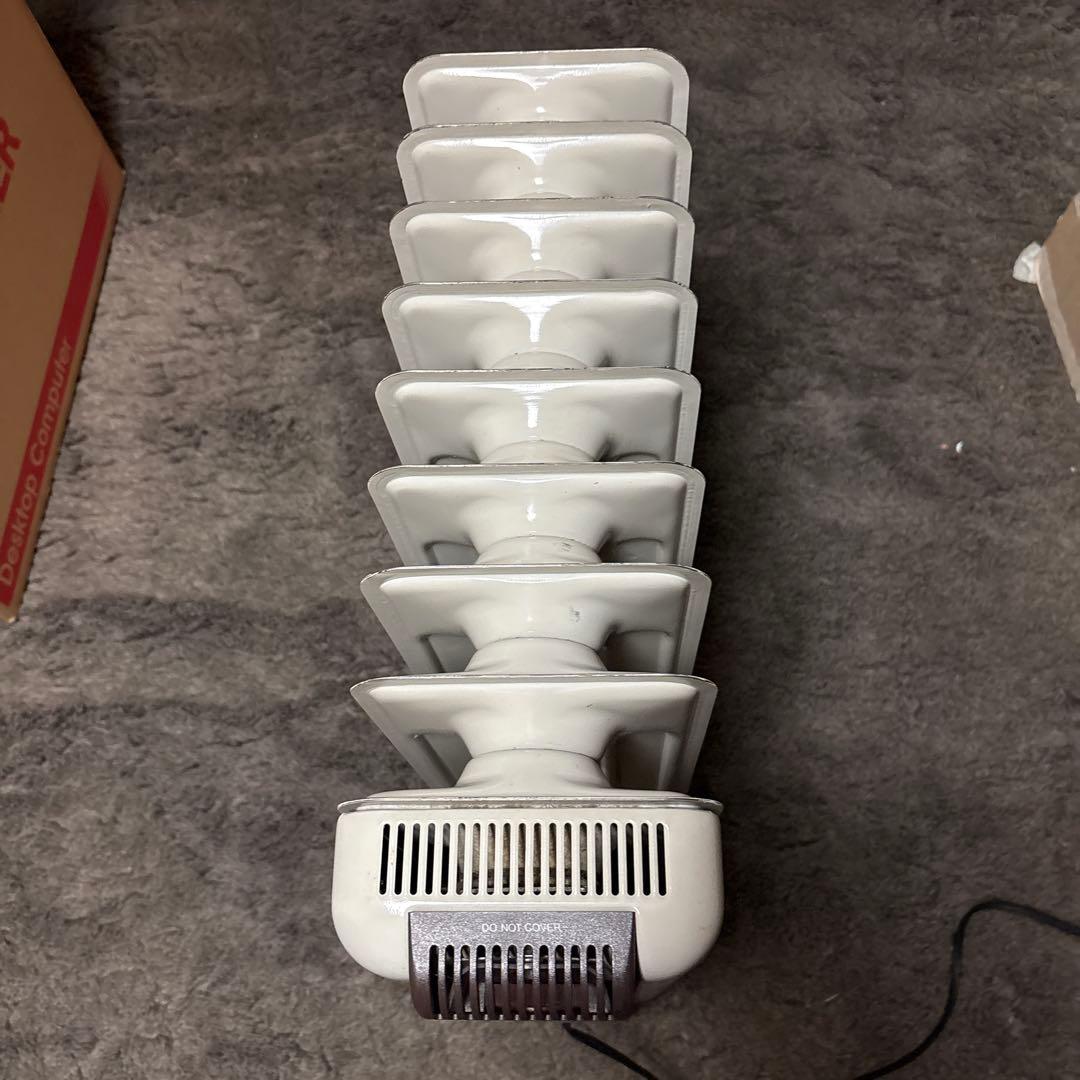 DeLinghi オイルヒーター 1000W/700 9段階設定　更に10％値下