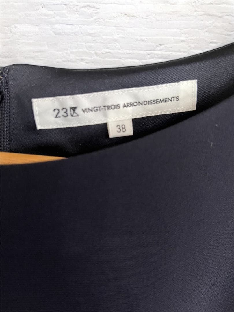 【23区】 近年　トリアセダブルジョーゼット ワンピース ネイビー系38