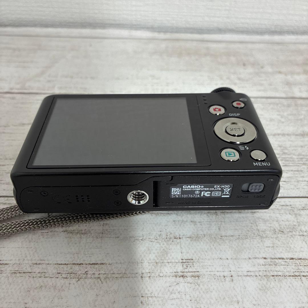 ピンクの猫 CASIO EXILIM EX-H30