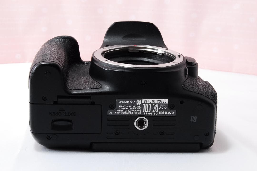 〓自撮り・スマホ転送OK♪〓キャノン Canon EOS 8000D