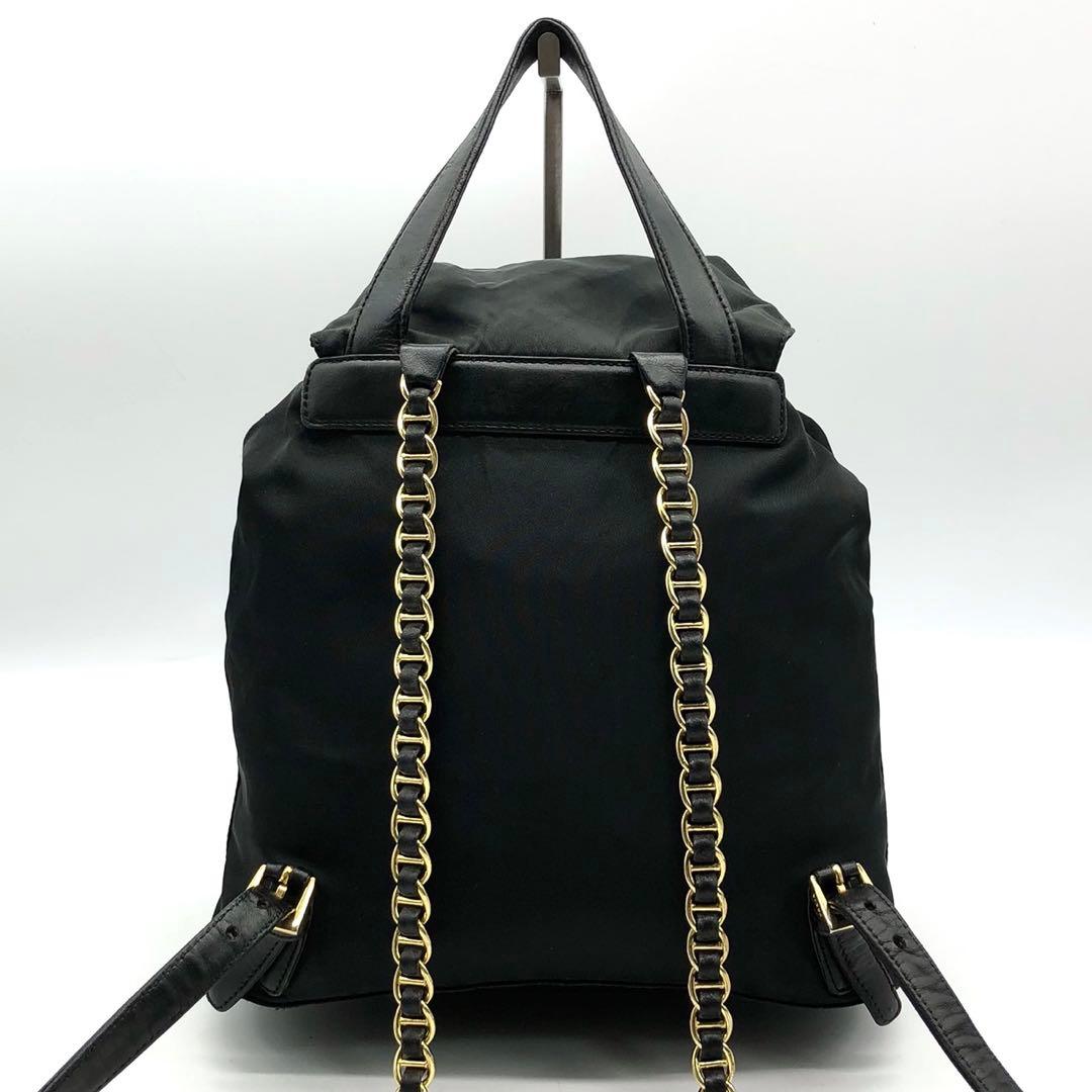 ✨超人気✨プラダ リュック ゴールドチェーン 三角ロゴプレート ナイロン 黒