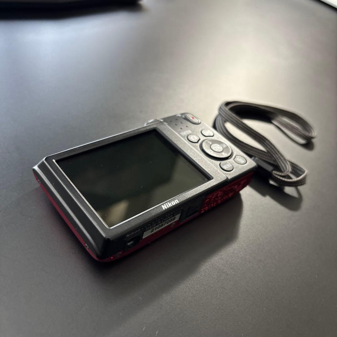 Nikon COOLPIX A100 本体＋ケース・SDカード