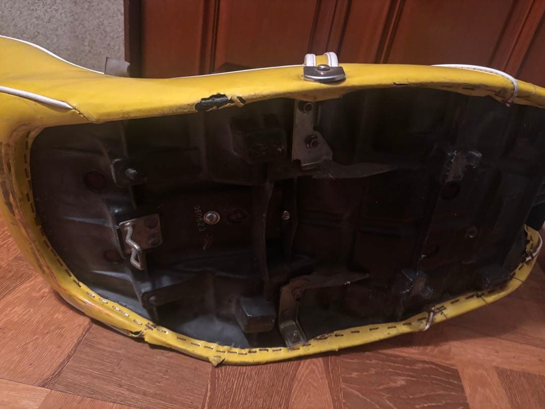 zephyr400 ゼファー　オオカワ3段シート