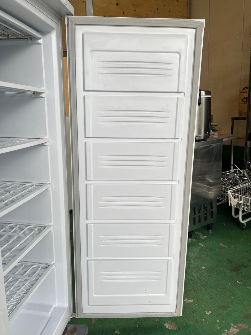 2020年テンポス冷凍ストッカー 168L