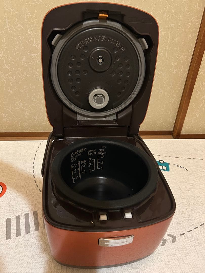 【三菱 炊飯器】 本炭釜　3.5合炊き（2016年製）NJ-SW067