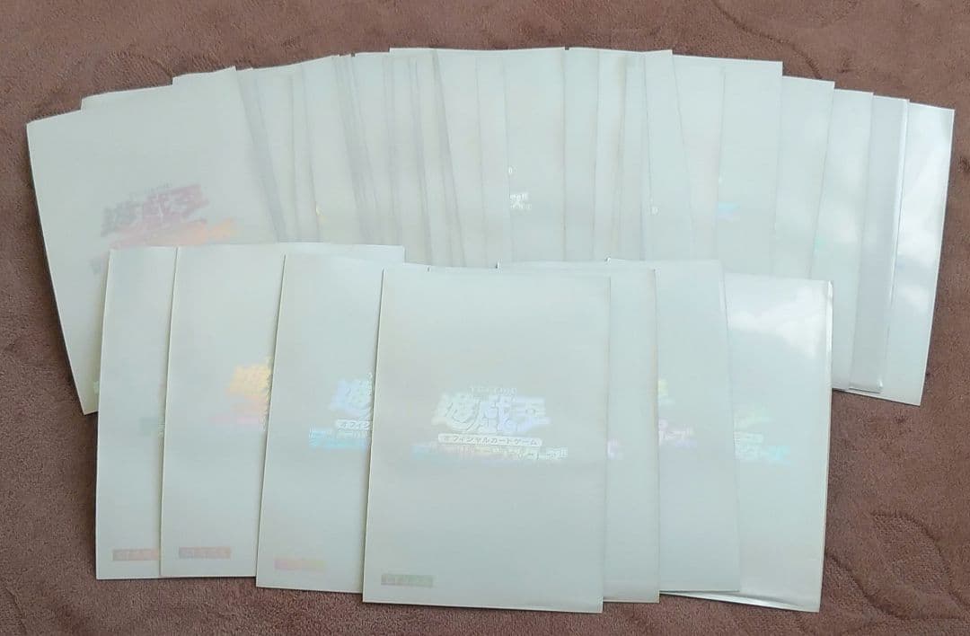 遊戯王プロテクター白40枚セット