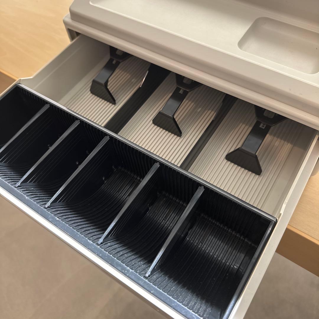 SHARP　レジスター　XE-A107