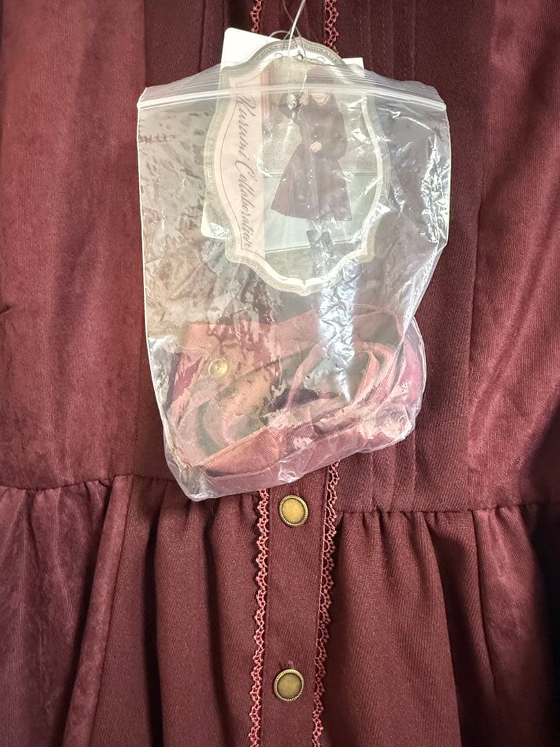 新品　くる実 ノエル・ド・メモワール ワンピース 5L しまむら　ワインレッド