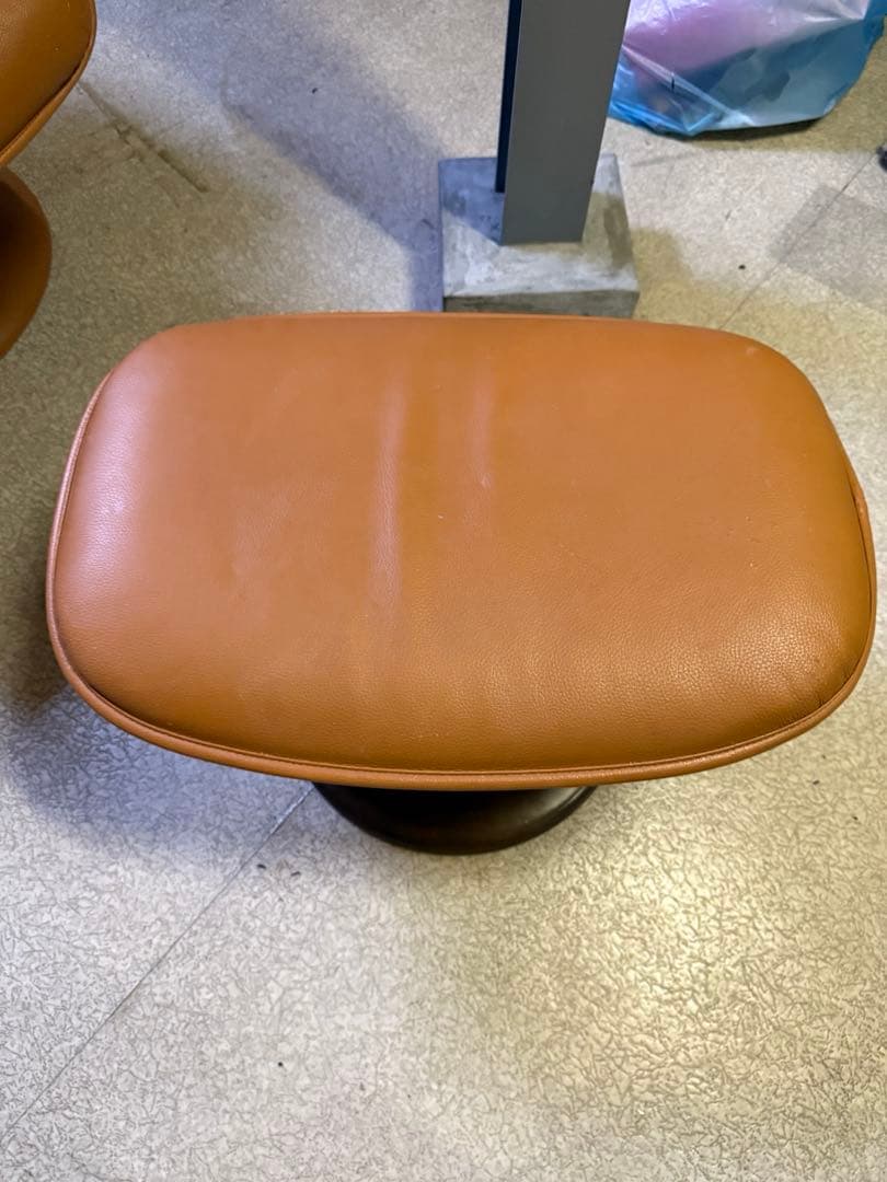 カリモク　karimoku 1人用チェア　リクライニング　オットマンセット