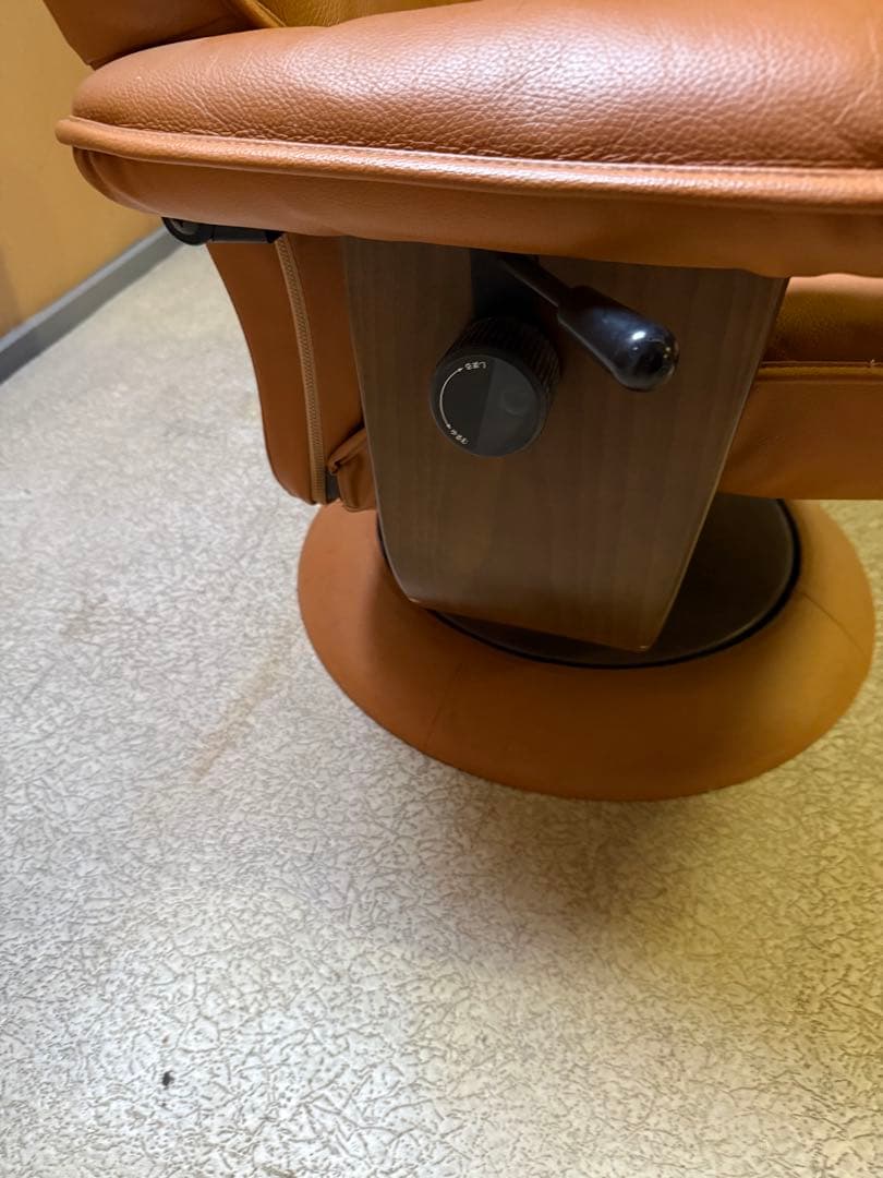 カリモク　karimoku 1人用チェア　リクライニング　オットマンセット