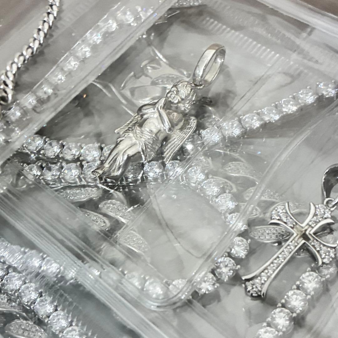 AVLANCHE エンジェルペンダントM 925