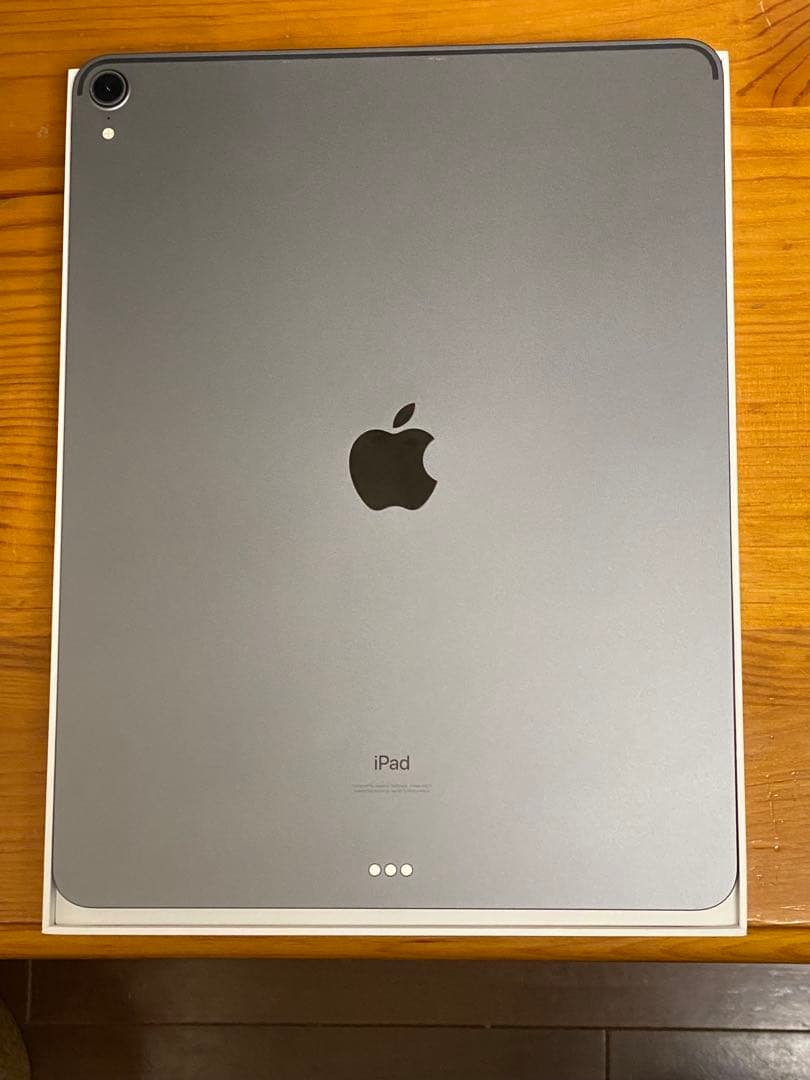 iPad Pro 12.9インチ 第3世代 スペースグレー 1TB Wi-Fi