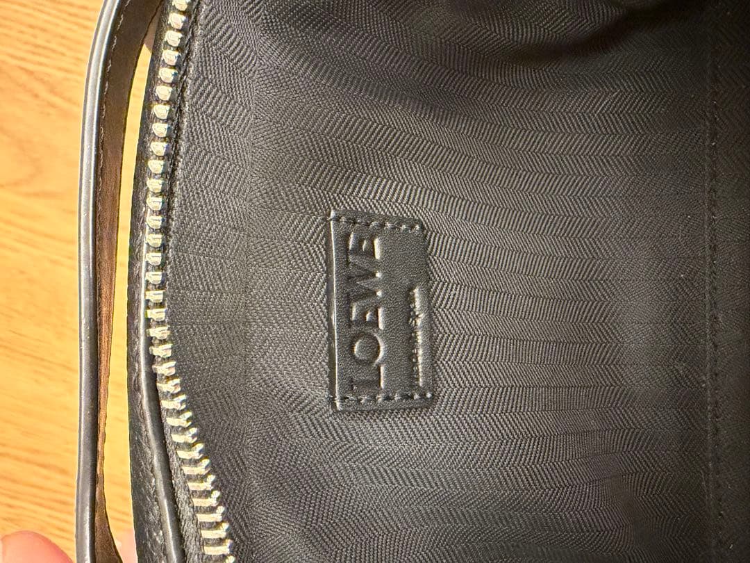 LOEWE ショルダーバック カメラバッグ