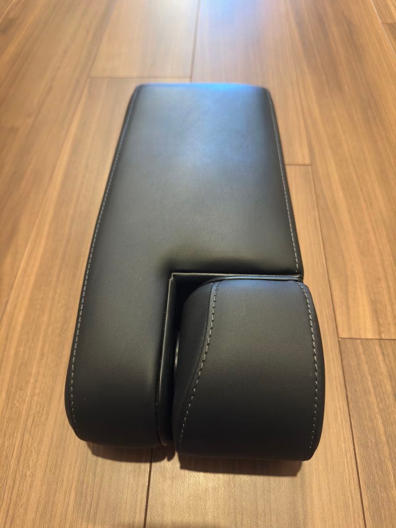 【美品】ホンダ ステップワゴンスパーダ フロントシートアームレスト