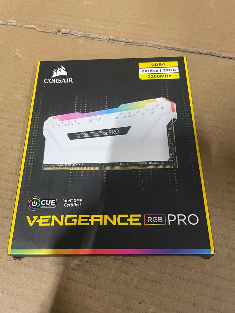 Corsair DDR4-3200MHz デスクトップPC用 32GB ホワイト