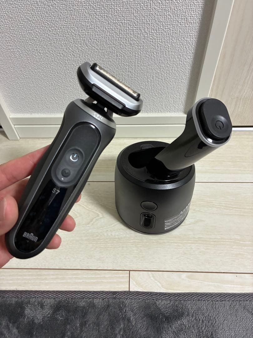 Braun 密着シリーズ7 充電式シェーバー (72-G7500cc)