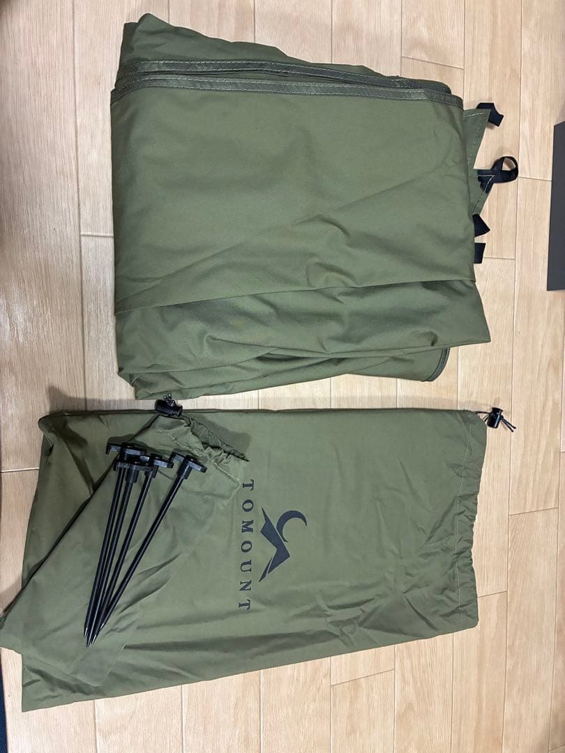 トマウント　パップテント　前幕付き