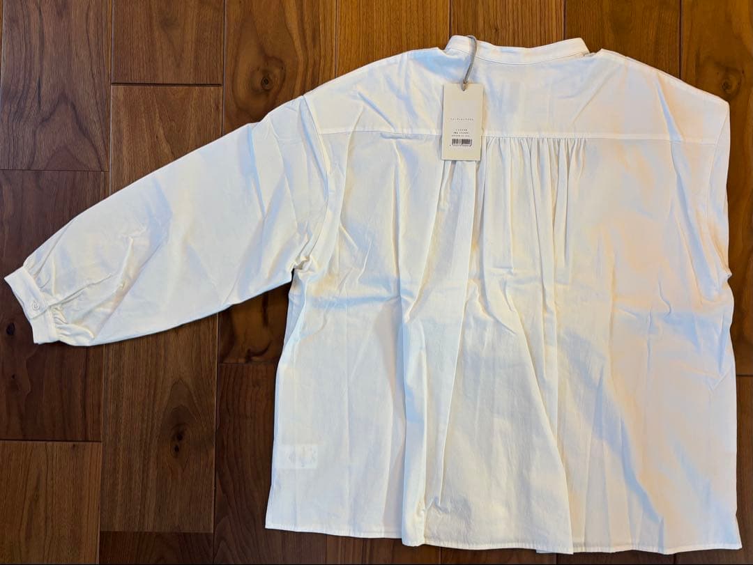 「しろくま」休日と詩　アコーディオンブラウス