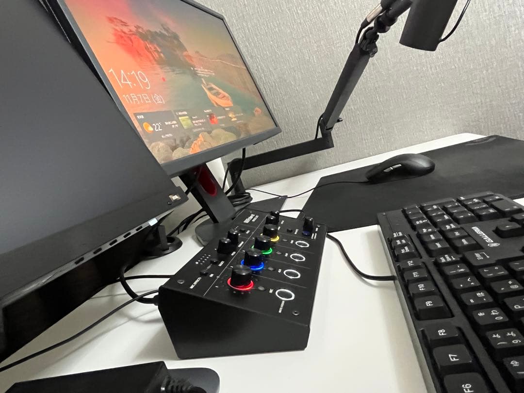 ゲーミングモニター　BenQ XL2566K 360Hz