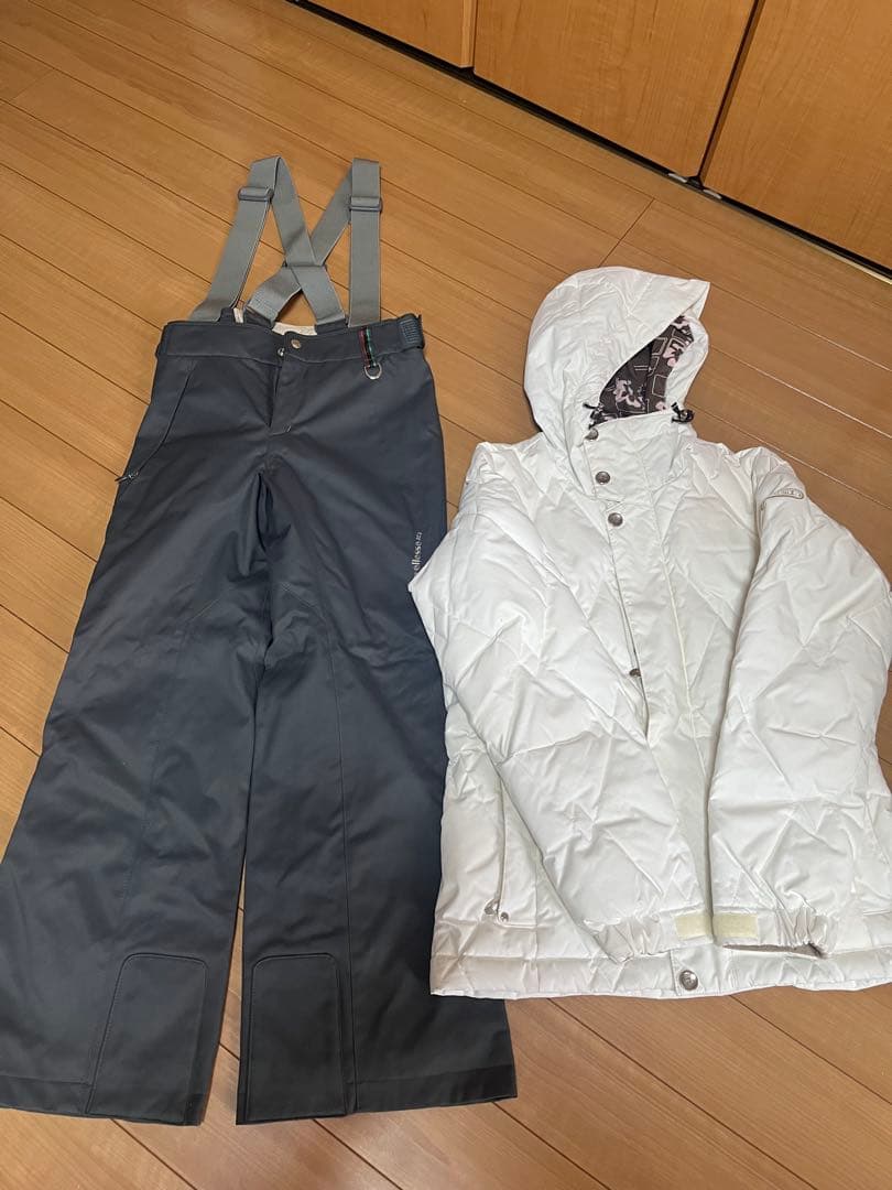 DESCENTE スキーウェアセット（ホワイト/グレー）